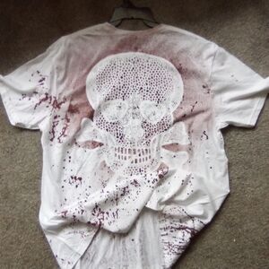 Edgy White and Purple Skull Graphic Men's Tee